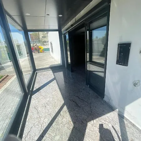 Modern And Stylish In Istanbul- Esenyurt דירה